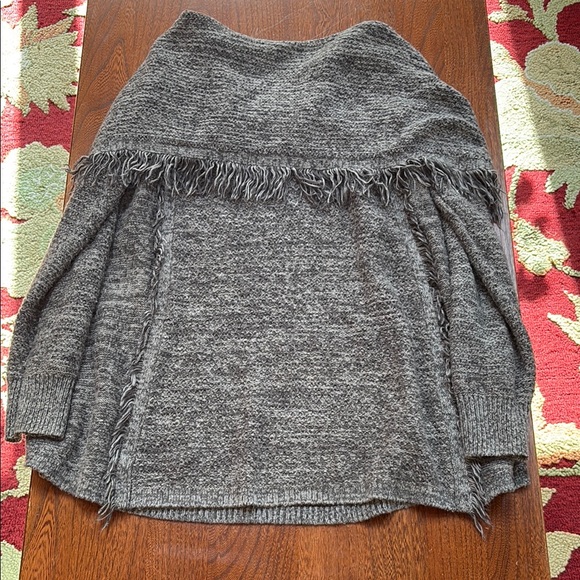 Knox Rose Grey Cowl Neck Fringe Sweater Large - Picture 3 of 13